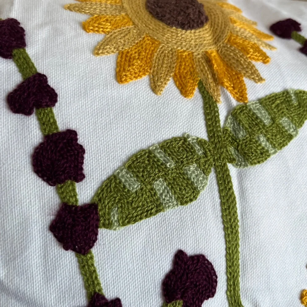 2PC Sunny Sunflower Embroidered Pillowcase